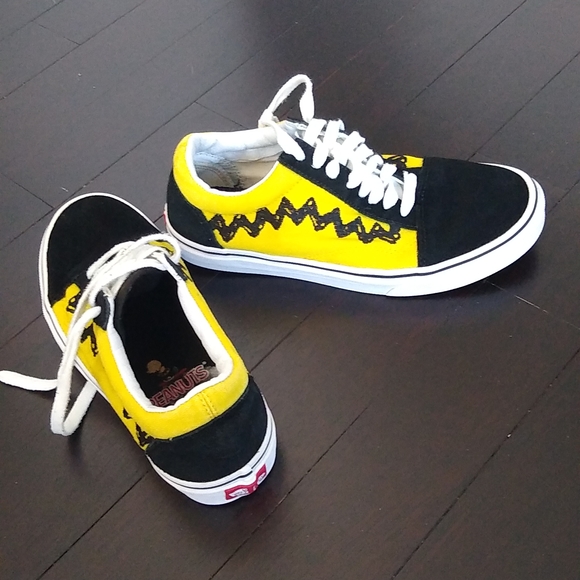 Vans Shoes | Vans Old Skool Peanuts Charlie Brown Sneakers | Color: Black/Yellow | Size: 9.5 | Linz123979's Closet